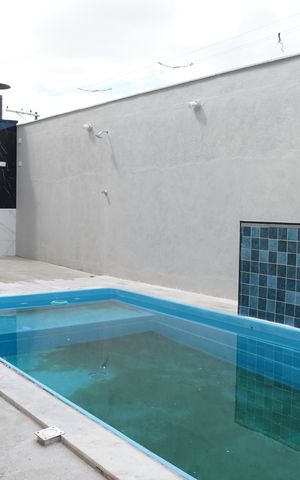 Casa à venda com 230m², 3 quartos e 2 vagasPiscina