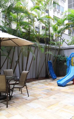 Apartamento à venda com 173m², 3 quartos e 2 vagasÁrea Comum - Playground