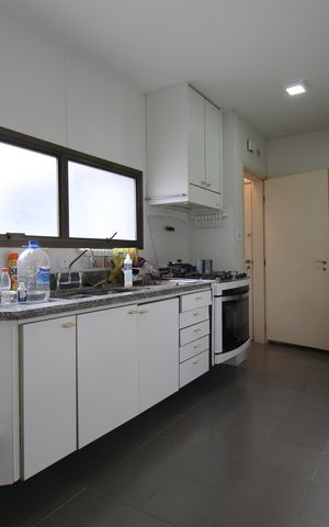 Apartamento à venda com 173m², 3 quartos e 2 vagasCozinha