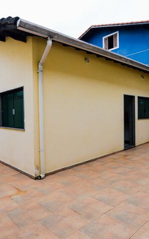 Casa à venda com 260m², 3 quartos e 5 vagasQuintal 