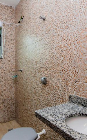 Casa à venda com 260m², 3 quartos e 5 vagasBanheiro da Edícula 