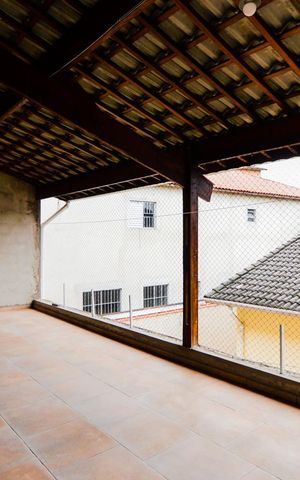 Casa à venda com 260m², 3 quartos e 5 vagasVaranda