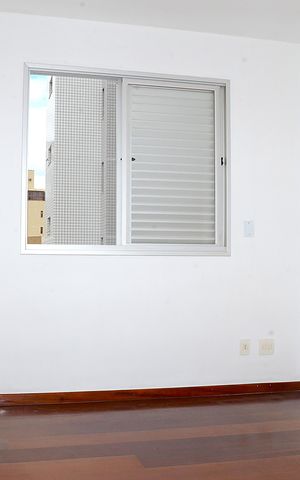 Apartamento à venda com 110m², 3 quartos e 2 vagasQuarto 2