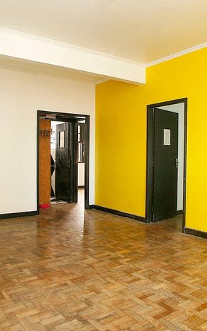Apartamento à venda com 126m², 4 quartos e sem vagaSala