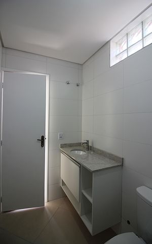 Apartamento para alugar com 37m², 1 quarto e sem vagaBanheiro da Suíte