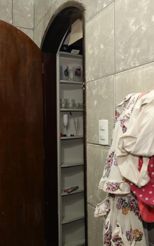 Casa à venda com 200m², 3 quartos e 3 vagasBanheiro
