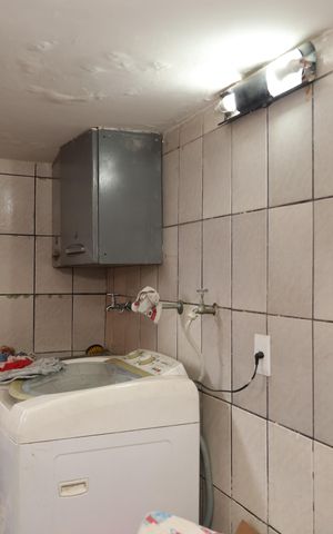 Casa à venda com 200m², 3 quartos e 3 vagasÁrea de Serviço