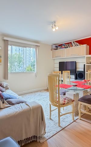 Apartamento à venda com 75m², 3 quartos e 1 vaga Apartamento à venda com 75m², 3 quartos e 1 vagaSala