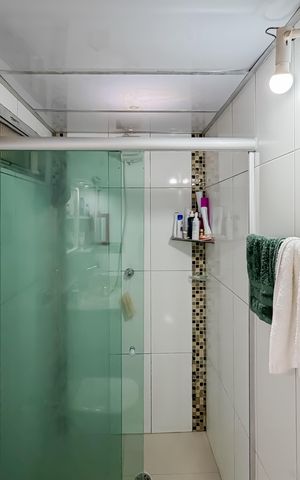 Apartamento à venda com 75m², 3 quartos e 1 vaga Apartamento à venda com 75m², 3 quartos e 1 vagaBanheiro Social