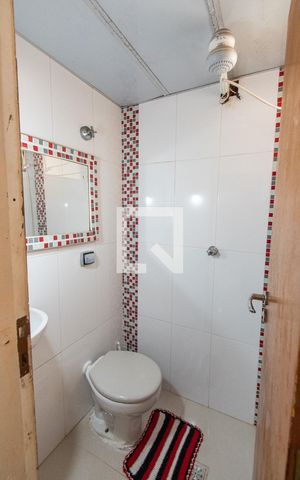 Apartamento à venda com 75m², 3 quartos e 1 vaga Apartamento à venda com 75m², 3 quartos e 1 vagaBanheiro de Serviço