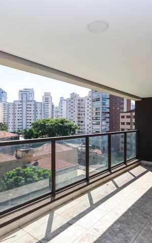 Apartamento à venda com 120m², 2 quartos e 2 vagasVaranda