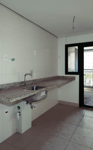 Apartamento à venda com 120m², 2 quartos e 2 vagasCozinha