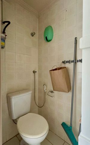 Apartamento à venda com 67m², 2 quartos e 1 vaga Apartamento à venda com 67m², 2 quartos e 1 vagaBanheiro de serviço