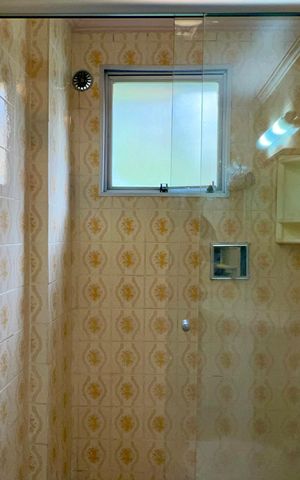 Apartamento à venda com 67m², 2 quartos e 1 vaga Apartamento à venda com 67m², 2 quartos e 1 vagaBanheiro social