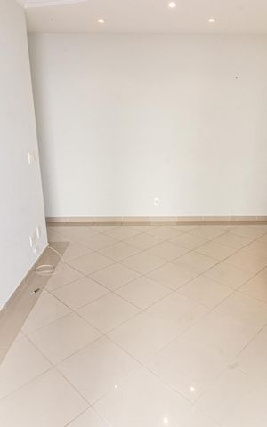 Apartamento à venda com 57m², 2 quartos e 1 vaga Apartamento à venda com 57m², 2 quartos e 1 vagaSala