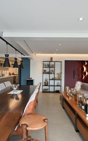 Apartamento à venda com 180m², 3 quartos e 4 vagasSala