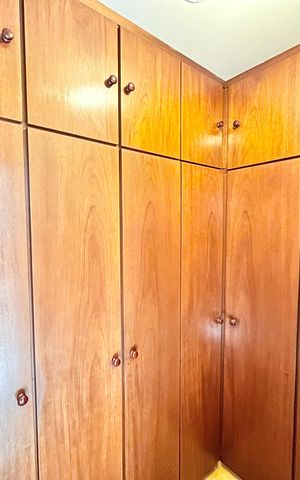 Apartamento à venda com 97m², 4 quartos e 2 vagas Apartamento à venda com 97m², 4 quartos e 2 vagasQuarto de Serviço