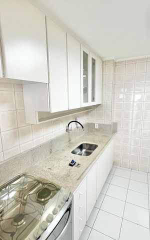 Apartamento à venda com 97m², 4 quartos e 2 vagas Apartamento à venda com 97m², 4 quartos e 2 vagasCozinha
