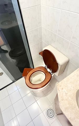 Apartamento à venda com 97m², 4 quartos e 2 vagas Apartamento à venda com 97m², 4 quartos e 2 vagasBanheiro