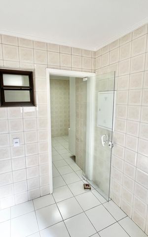 Apartamento à venda com 97m², 4 quartos e 2 vagas Apartamento à venda com 97m², 4 quartos e 2 vagasCozinha