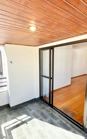 Apartamento à venda com 97m², 4 quartos e 2 vagas Apartamento à venda com 97m², 4 quartos e 2 vagasVaranda da Sala