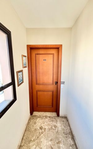 Apartamento à venda com 97m², 4 quartos e 2 vagas Apartamento à venda com 97m², 4 quartos e 2 vagasEntrada
