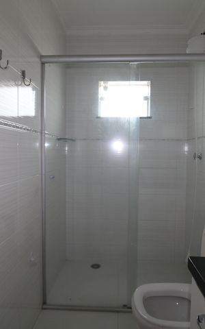 Casa à venda com 120m², 2 quartos e 2 vagasBanheiro