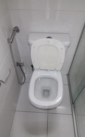 Casa à venda com 120m², 2 quartos e 2 vagasBanheiro Suíte