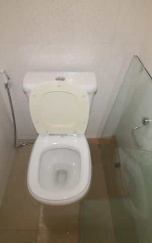 Casa à venda com 120m², 2 quartos e 2 vagasLavabo