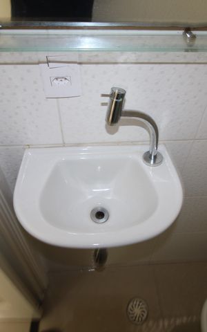 Casa à venda com 120m², 2 quartos e 2 vagasLavabo