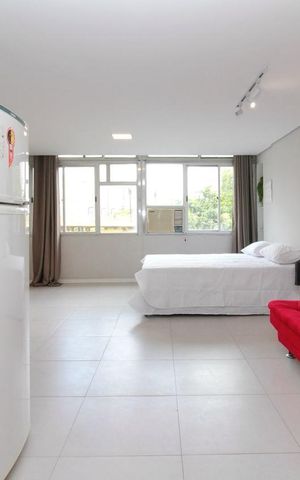 Studio à venda com 76m², 2 quartos e sem vaga Studio à venda com 76m², 2 quartos e sem vagaSala