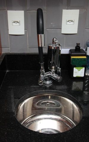 Studio à venda com 76m², 2 quartos e sem vaga Studio à venda com 76m², 2 quartos e sem vagaCozinha