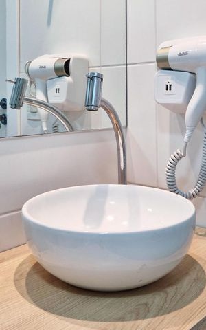Studio à venda com 76m², 2 quartos e sem vaga Studio à venda com 76m², 2 quartos e sem vagaBanheiro