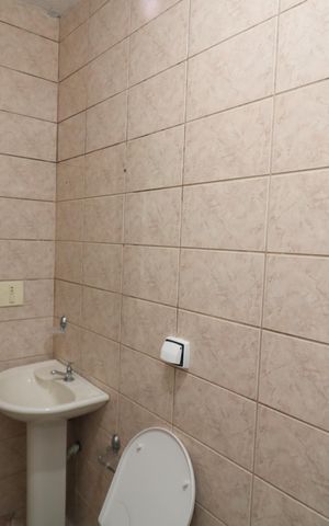 Casa à venda com 290m², 3 quartos e 3 vagasBanheiro da Suíte