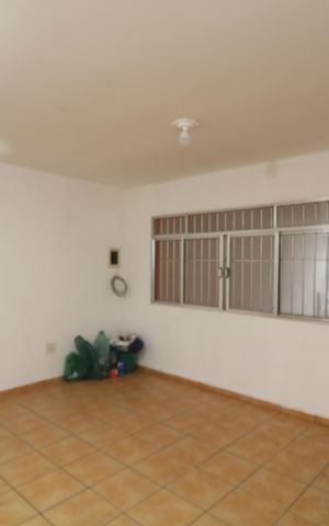 Casa à venda com 290m², 3 quartos e 3 vagasSala