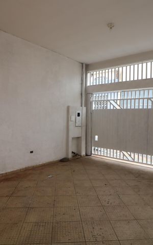 Casa à venda com 290m², 3 quartos e 3 vagasGaragem