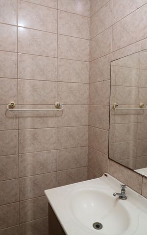 Casa à venda com 290m², 3 quartos e 3 vagasLavabo