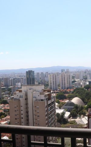 Apartamento à venda com 85m², 3 quartos e 2 vagasVaranda Suíte 