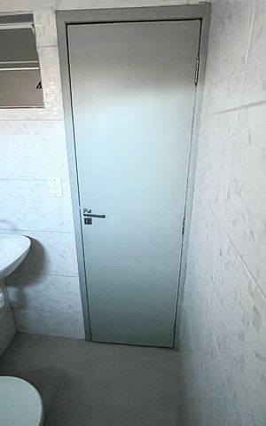 Studio para alugar com 25m², 0 quarto e sem vaga Studio para alugar com 25m², 0 quarto e sem vagaBanheiro