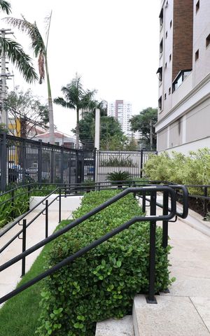 Apartamento à venda com 122m², 2 quartos e 1 vagaÁrea comum