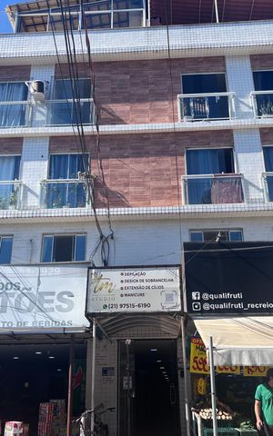 Studio à venda com 35m², 1 quarto e sem vaga Studio à venda com 35m², 1 quarto e sem vagaFachada