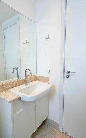 Studio para alugar com 21m², 1 quarto e sem vaga Studio para alugar com 21m², 1 quarto e sem vagaBanheiro