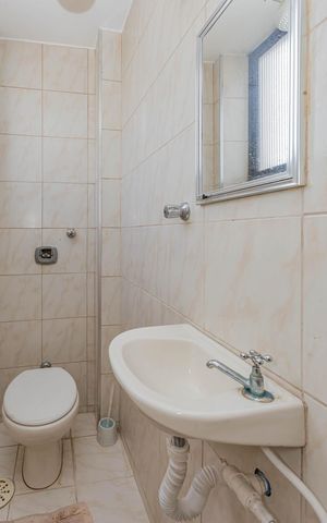 Apartamento à venda com 136m², 3 quartos e 2 vagasBanheiro de serviço