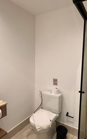 Studio à venda com 25m², 1 quarto e sem vaga Studio à venda com 25m², 1 quarto e sem vagaBanheiro