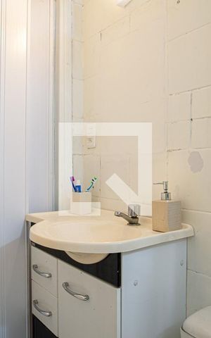 Apartamento à venda com 33m², 1 quarto e sem vagaBanheiro