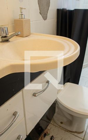 Apartamento à venda com 33m², 1 quarto e sem vagaBanheiro