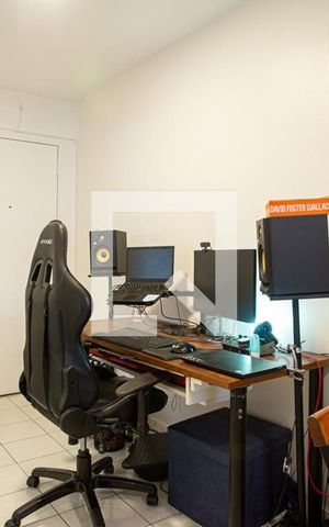Apartamento à venda com 33m², 1 quarto e sem vagaSala