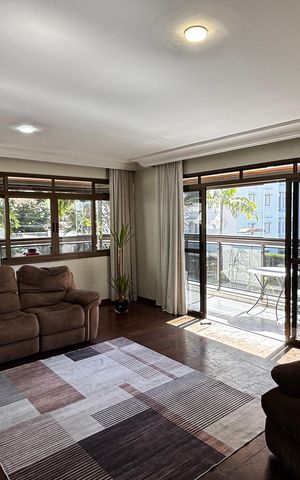 Apartamento à venda com 390m², 5 quartos e 10 vagas Apartamento à venda com 390m², 5 quartos e 10 vagasSala 2