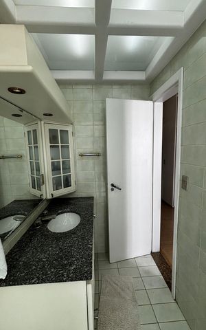 Apartamento à venda com 390m², 5 quartos e 10 vagas Apartamento à venda com 390m², 5 quartos e 10 vagasBanheiro da Suíte 5