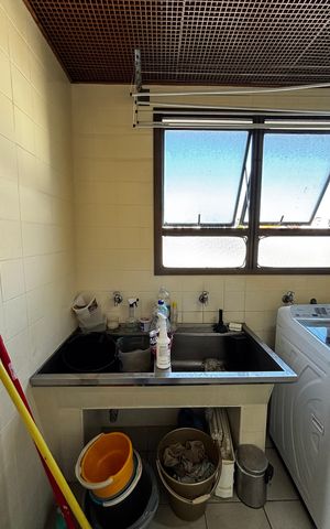 Apartamento à venda com 390m², 5 quartos e 10 vagas Apartamento à venda com 390m², 5 quartos e 10 vagasÁrea de Serviço